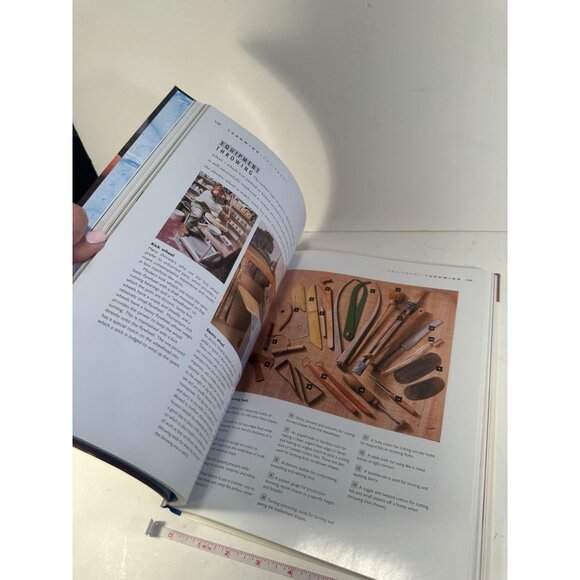 The Practical Potter, a step-by-step handbook. A comprehensive guide to ceramics - Picture 7 of 8